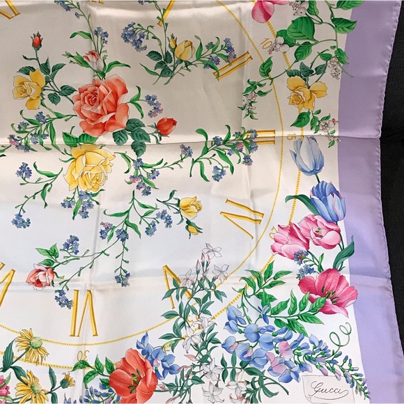 GUCCI Flora Silk Scarf- 35”x 35”😍🌸🌺🔥 - Picture 9 of 17
